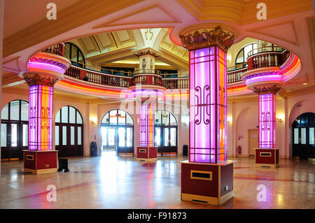 Inneren Foyer der Kursaal Amusement Park, Marine Parade, Southend-On-Sea, Essex, England, Vereinigtes Königreich Stockfoto