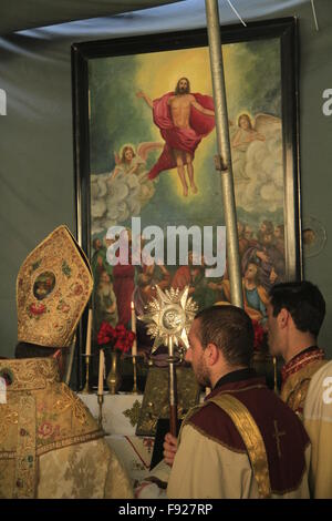 Israel, Jerusalem, die armenische orthodoxe Himmelfahrt Zeremonie an der Himmelfahrt-Kapelle auf dem Ölberg Stockfoto