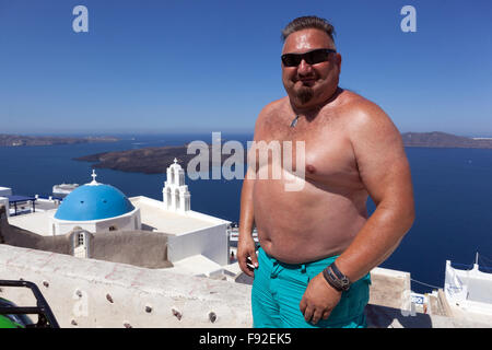 Mann aus Finnland, Touristen auf Reise, Thira Santorini, griechische Insel, Griechenland Stockfoto