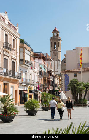 Església de Santa Maria vom Placa de L'Ajuntament, Calella, Costa del Maresme, Provinz Barcelona, Katalonien, Spanien Stockfoto