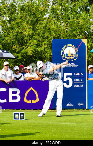 Chonburi, Thailand. 13. Dezember 2015. Jamie Donaldson von Welsh Sieger in Thailand Golf Championship 2015 (Turnier auf der Asian Tour) am Amata Spring Country Club am 13. Dezember Credit: Chatchai Somwat/Alamy Live News Stockfoto