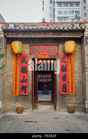 Exterieur der den Man Mo Tempel in Tai Po, Hong Kong, China. Stockfoto