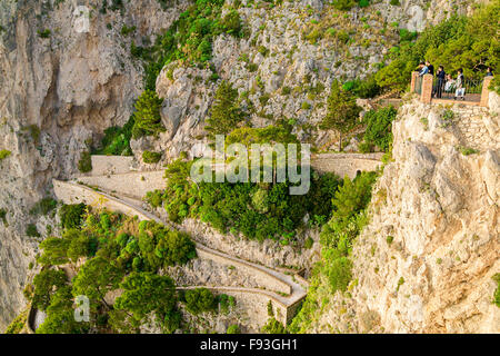 Via Krupp, auf der Küste des Mittelmeeres - Insel Capri, Italien Stockfoto