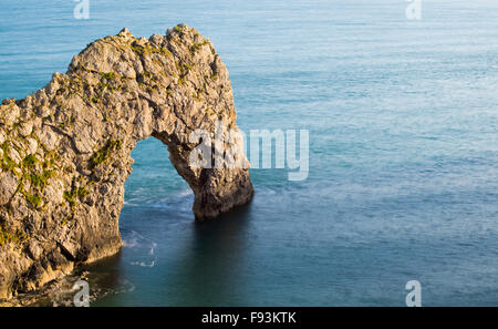 Der Kalkstein Bogen von Durdle Door, Dorset. Stockfoto