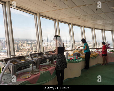 Drehrestaurant im Yanggakdo-Hotel, Pyonyang, North Korea, Asien Stockfoto