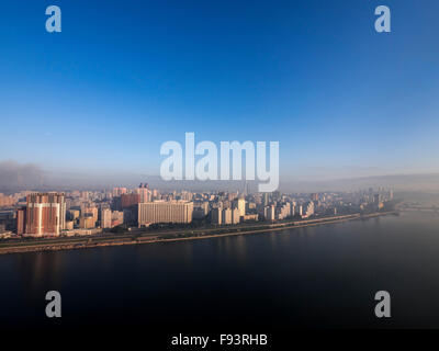 Morgen am Taedong-Fluss, Pyongyang, Nordkorea, Asien Stockfoto