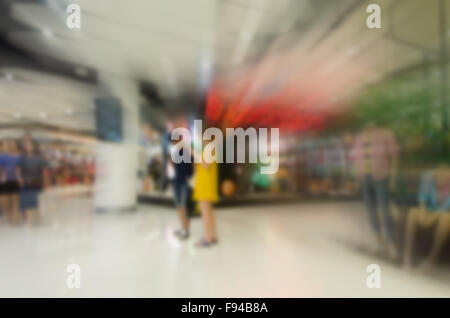 Atmosphäre rund um Shopping-Malls Hintergrund weichzeichnen Stockfoto