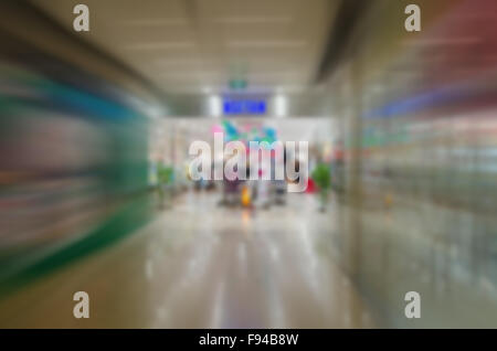 Atmosphäre rund um Shopping-Malls Hintergrund weichzeichnen Stockfoto