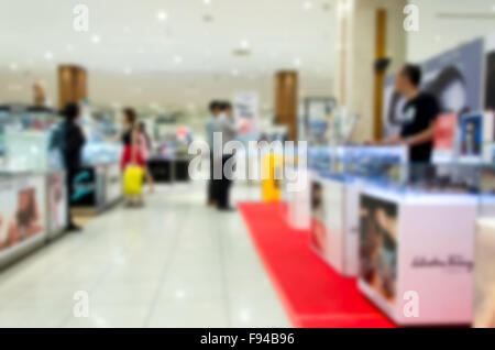 Atmosphäre rund um Shopping-Malls Hintergrund weichzeichnen Stockfoto