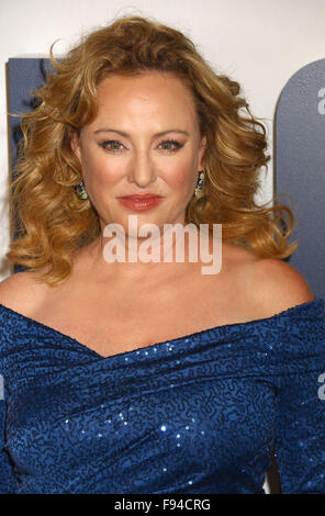 New York, New York, USA. 13. Dezember 2015. Schauspielerin VIRGINIA MADSEN besucht der New-York-Premiere von "Freude" im Ziegfeld Theatre statt. Bildnachweis: Nancy Kaszerman/ZUMA Draht/Alamy Live-Nachrichten Stockfoto