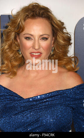 New York, New York, USA. 13. Dezember 2015. Schauspielerin VIRGINIA MADSEN besucht der New-York-Premiere von "Freude" im Ziegfeld Theatre statt. Bildnachweis: Nancy Kaszerman/ZUMA Draht/Alamy Live-Nachrichten Stockfoto