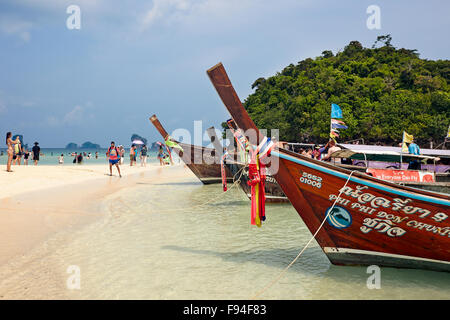 Strand auf Tup Island (auch bekannt als Wanne Island, Koh tippen oder Koh Thap). Provinz Krabi, Thailand. Stockfoto