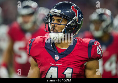 Houston, Texas, USA. 13. Dezember 2015. Houston Texans Runningback Jonathan Grimes (41) kehrt in der Seitenlinie während der Halbzeit eines NFL-Spiel zwischen den Houston Texans und die New England Patriots NRG-Stadion in Houston, TX am 13. Dezember 2015. Bildnachweis: Trask Smith/ZUMA Draht/Alamy Live-Nachrichten Stockfoto