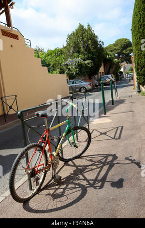 Fahrräder in Saint-Tropez, Frankreich Stockfoto