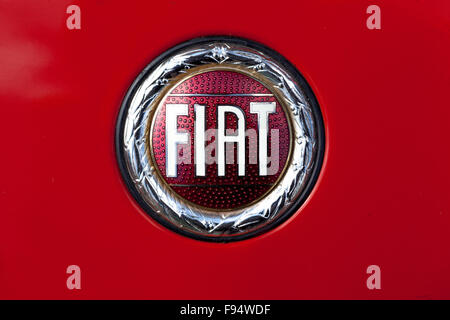 Ältere Auto Fiat Logo Fiat Zeichen Stockfoto