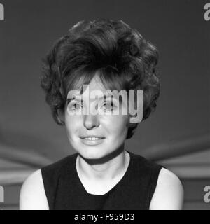 Deutsche Plant und Fernsehmoderatorin Karin von Faber, Deutschland 1968. Die deutsche Schauspielerin und TV-Moderatorin Karin von Faber, Deutschland 1968. Stockfoto