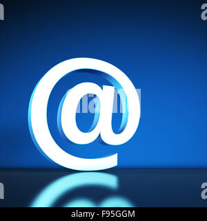 Internetanschluss, Web und e-Mail-Konzept mit Symbol und Symbol auf blauem Hintergrund. Stockfoto