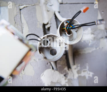 Elektriker Werkzeuge für die Reparatur der Buchse und swtich Stockfoto