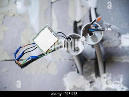 Elektriker Werkzeuge für die Reparatur der Buchse und swtich Stockfoto