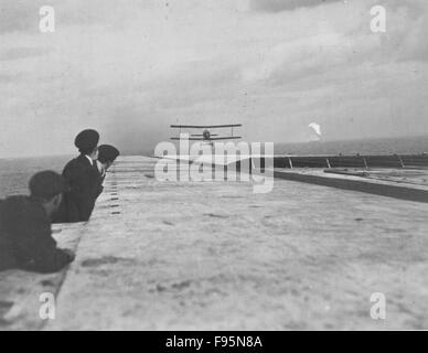 Britische Marine Flugzeugträger. Stockfoto