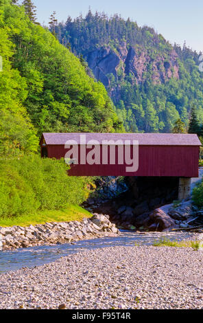 Gedeckte Brücke, Point Wolfe, Fundy National Park, New Brunswick, Kanada Stockfoto