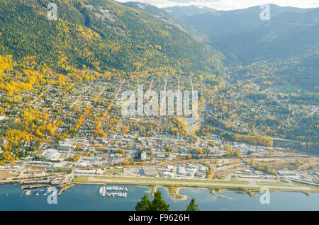 Nelson, British Columbia im Herbst Stockfoto