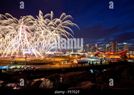 Feuerwerk am 2015 Calgary Stampede, Calgary, Alberta, Kanada. Stockfoto