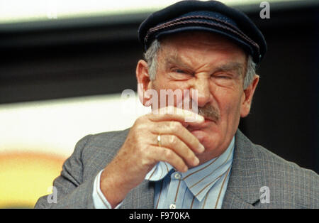 Deutscher Wis, Kabarettist und Komiker Jürgen von Manger, Deutschland 1980er Jahre. Deutsche Schauspieler, Kabarettist und Komiker Jürgen von Manger, Deutschland der 80er Jahre. Stockfoto