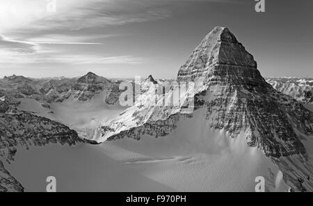 Steile Gipfel des Mount Assisniboine, British Columbia, Kanada Stockfoto