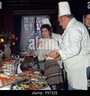 Israelische Sängerin Esther Ofarim, Deutschland 1960er Jahre. Die israelische Sängerin Esther Ofarim, Deutschland der 1960er Jahre. Stockfoto