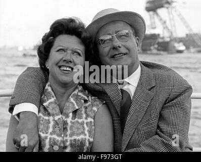 Deutsche Fictitious character Brigitte Mira, Deutschland 1960er Jahre. Die deutsche Schauspielerin Brigitte Mira, Deutschland der 1960er Jahre. Stockfoto