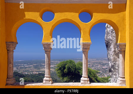 Blick von der Pena Nationalpalast in Sintra, Portugal. Stockfoto