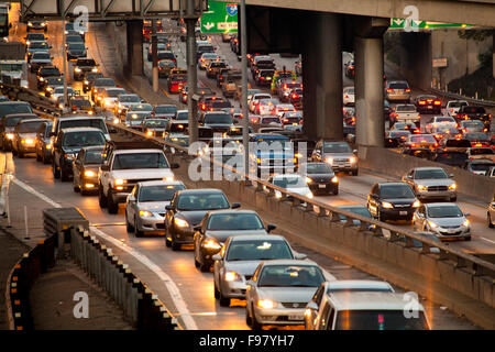 Verkehr, Harbor Freeway, (110 Freeway), Innenstadt, Los Angeles, Kalifornien Stockfoto