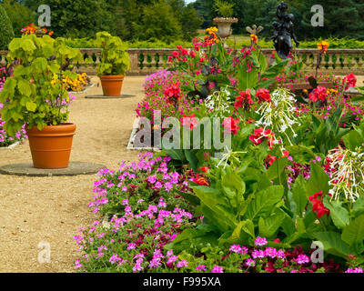 Italienischer Garten in Osborne House East Cowes, Isle Of Wight England UK ehemalige Heimat von Königin Victoria und Prinz Albert Stockfoto