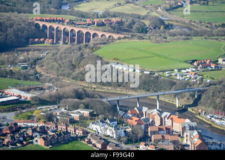 Einen tollen Blick auf den Fluß Esk in der Nähe von North Yorkshire Stadt von Whitby Stockfoto