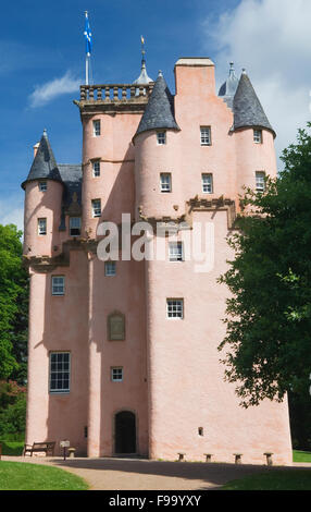 Craigievar Castle - in der Nähe von Alford, Aberdeenshire, Schottland. Stockfoto