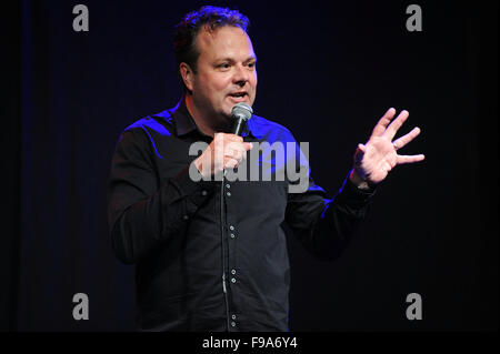 Komiker Hal Cruttenden führt auf dem Edinburgh Festival Fringe im August 2013. Stockfoto