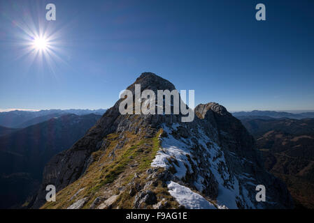 Guffert Berggipfel im Gegenlicht, Rofan, Tirol, Österreich Stockfoto