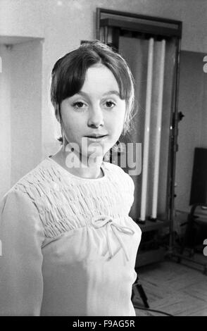 Die deutsche Sängerin und Plant Hilde Krekel, Deutschland 1960er Jahre. Deutsche Sängerin und Schauspielerin Hilde Krekel, Deutschland der 1960er Jahre. 24 x 36 swNeg 132 Stockfoto