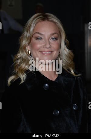 New York, NY, USA. 15. Dezember 2015. Elisabeth Rohm unterwegs für Promi-Schnappschüsse - di, New York, NY 15. Dezember 2015. Bildnachweis: Derek Sturm/Everett Collection/Alamy Live-Nachrichten Stockfoto