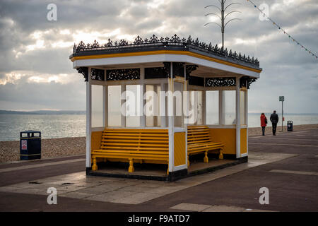 Viktorianischer Pavillon am Meer/Schutz an der Southsea Promenade Stockfoto