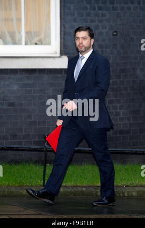 London, UK. 15. Dezember 2015. Stephen Crabb MP, Staatssekretär für Wales kommt für die wöchentlichen Kabinettssitzung in der Downing Street. Bildnachweis: Pete Maclaine/Alamy Live-Nachrichten Stockfoto