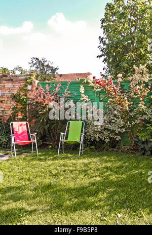 Kleinen Garten überwuchert Stockfoto