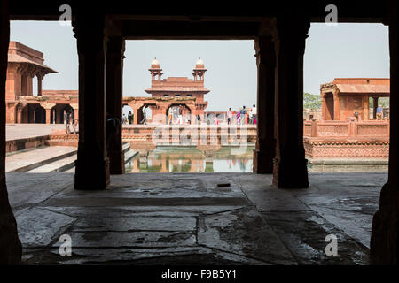 Die wunderschön erhaltene rote Sandstein Fatepuhr Sikri in Agra Stockfoto