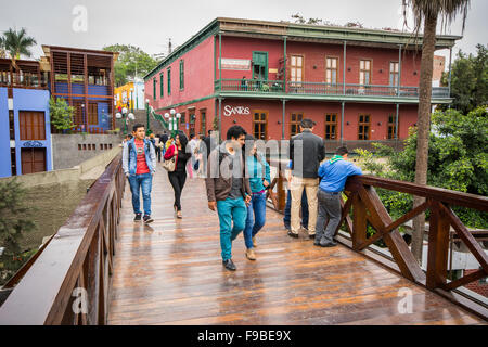 Seufzer-Brücke (Puente de Suspiros) in Barranco Bezirk von Lima Stadt in Peru Stockfoto