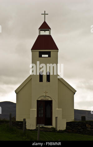 Kirche auf der Modrudalur Farm in central Island Stockfoto