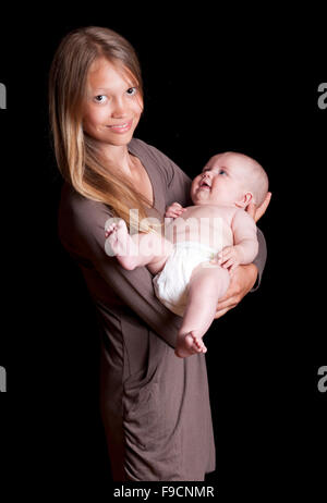 Drei Monate altes Baby hat viel Spaß gemacht. Stockfoto