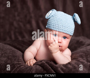 Drei Monate altes Baby hat viel Spaß gemacht. Stockfoto