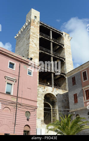 St. Pancras Turm (Torre di San Pancrazio) in Cagliari, Sardinien Stockfoto