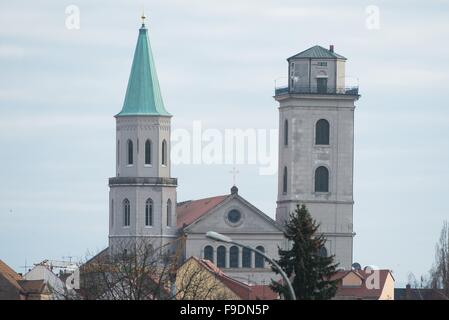 Zittau, Deutschland. 3. Dezember 2015. St. Johanniskirche in Zittau, Deutschland, 3. Dezember 2015. Foto: SEBASTIAN KAHNERT/Dpa/Alamy Live News Stockfoto